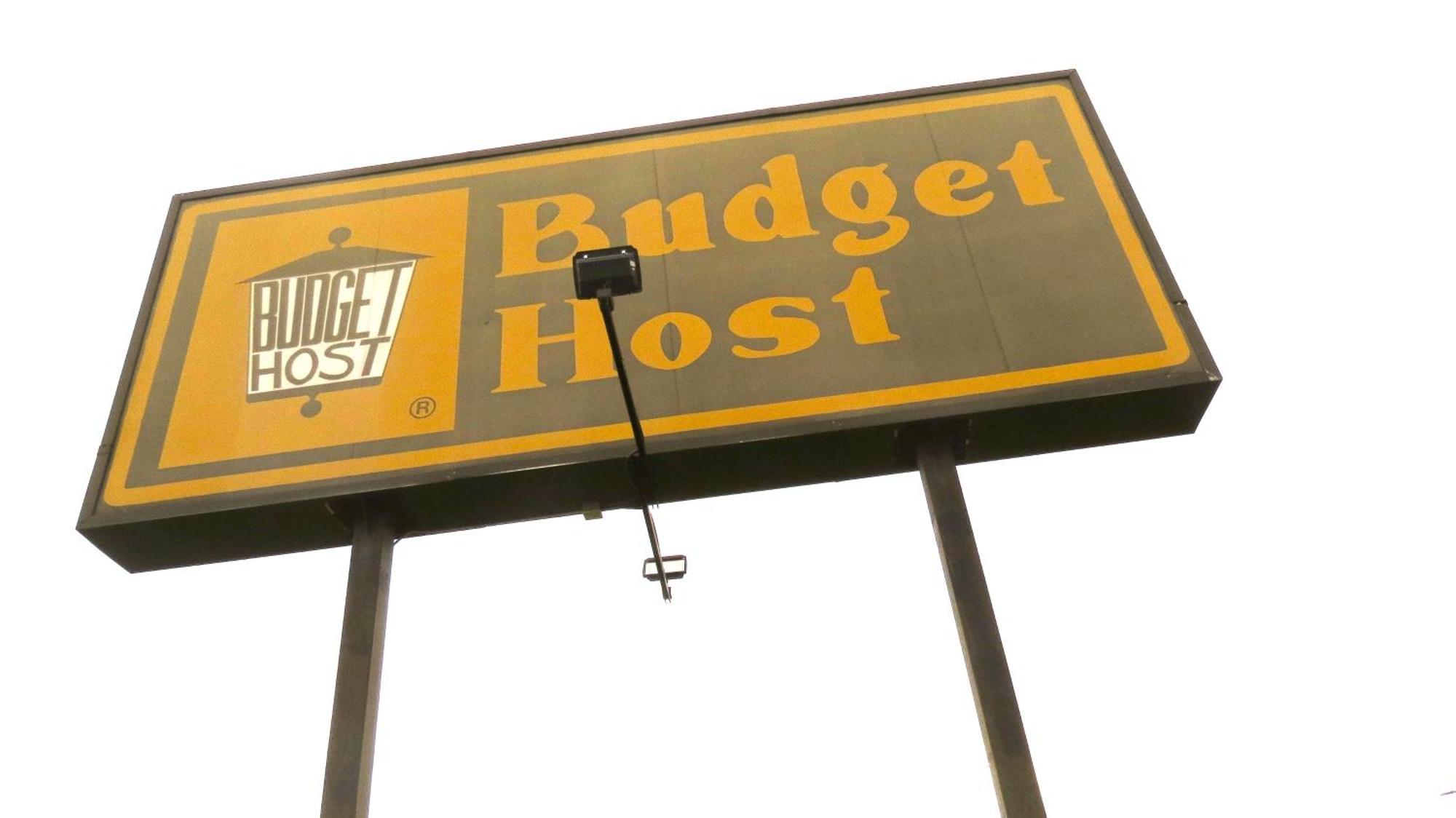 Budget Host Airport Inn Waterville Εξωτερικό φωτογραφία